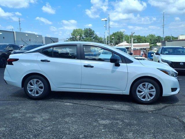 new 2025 Nissan Versa car