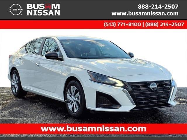 new 2025 Nissan Altima car, priced at $26,995