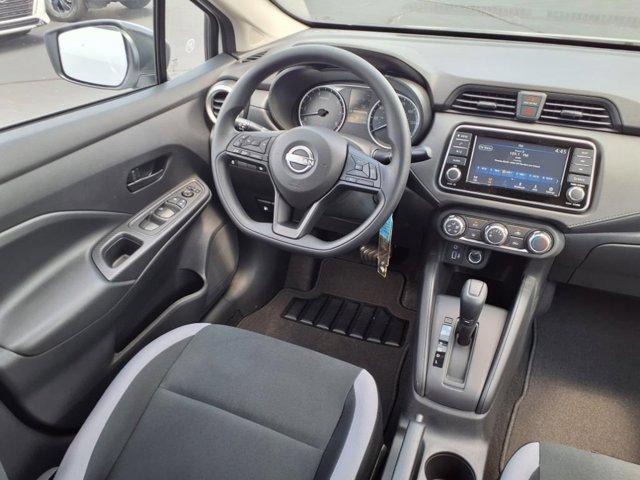 new 2025 Nissan Versa car