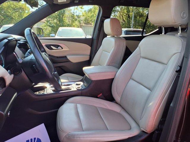 used 2022 Chevrolet Traverse car, priced at $27,995