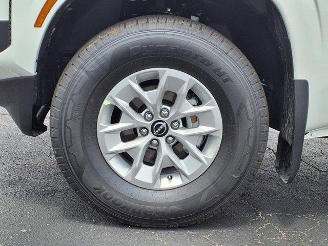 new 2025 Nissan Frontier car, priced at $38,321