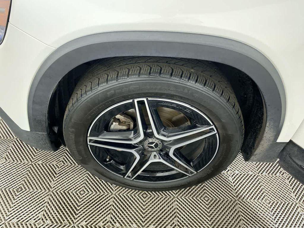 used 2021 Mercedes-Benz GLB 250 car, priced at $28,990