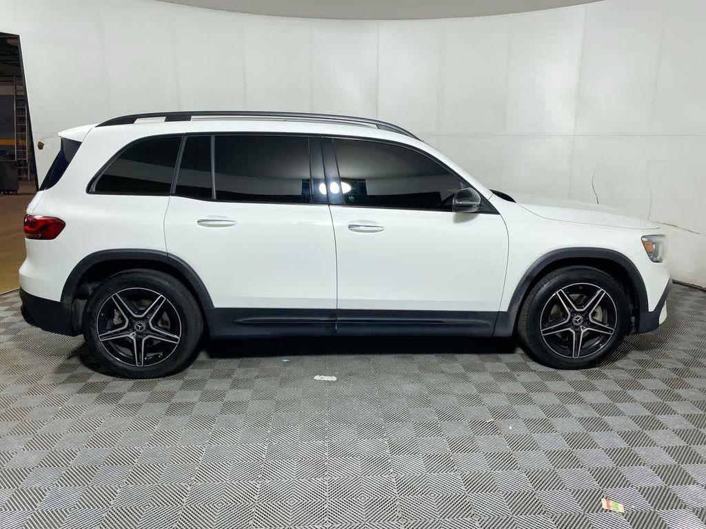 used 2021 Mercedes-Benz GLB 250 car, priced at $28,990