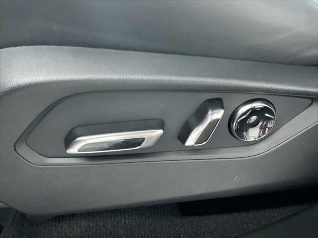 used 2023 Acura RDX car, priced at $42,990