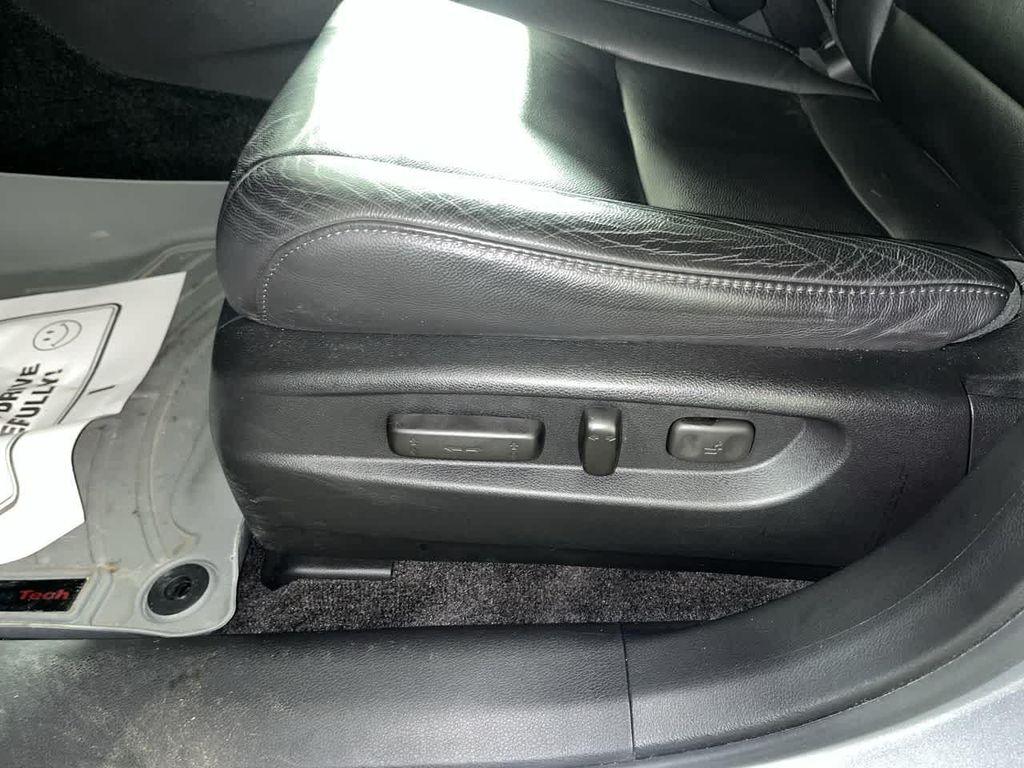 used 2018 Acura MDX car, priced at $27,990