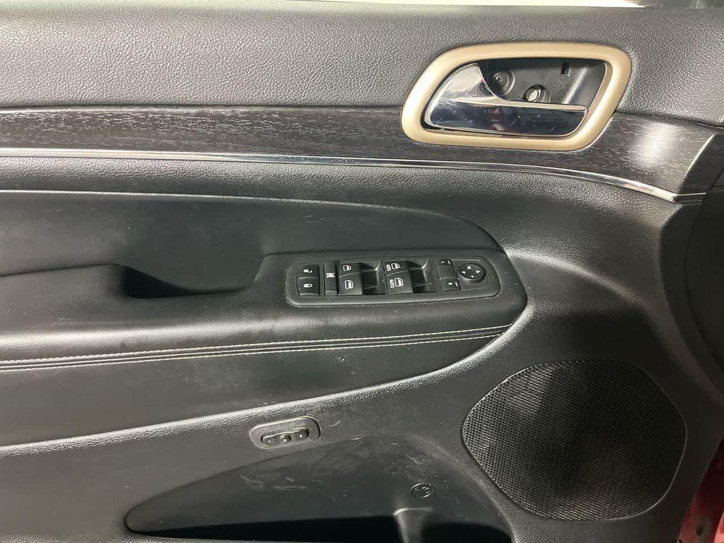 used 2014 Jeep Grand Cherokee car, priced at $7,990