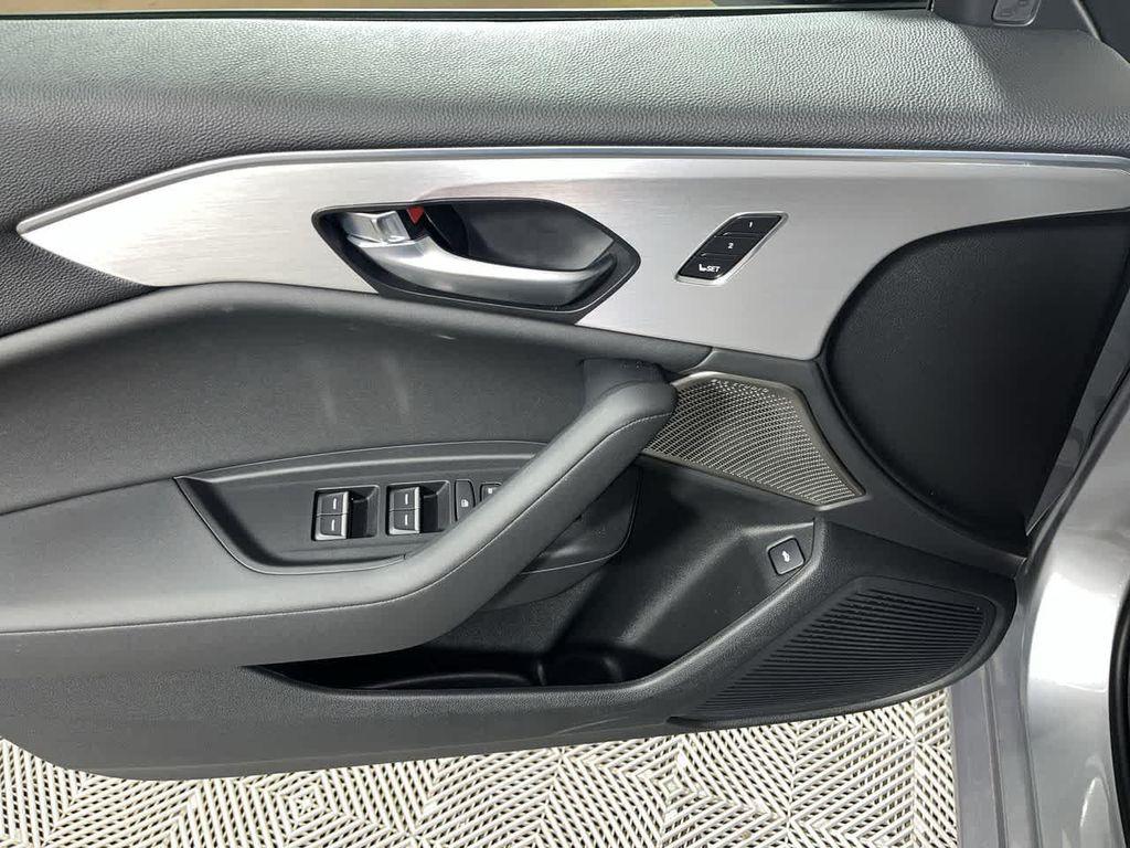 used 2025 Acura TLX car, priced at $41,990