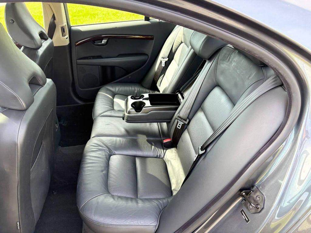 used 2007 Volvo S80 car, priced at $9,999