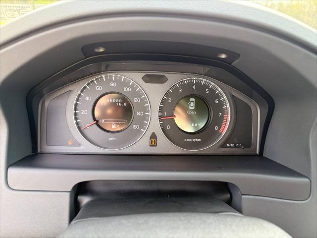 used 2007 Volvo S80 car, priced at $9,999