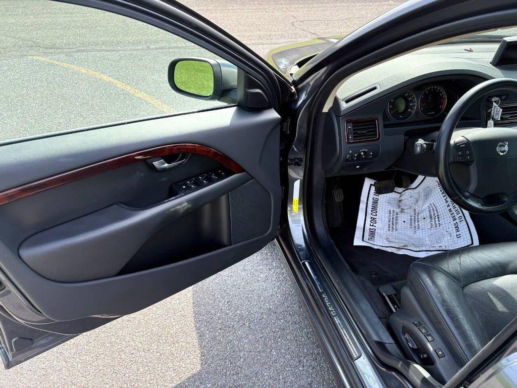 used 2007 Volvo S80 car, priced at $9,999