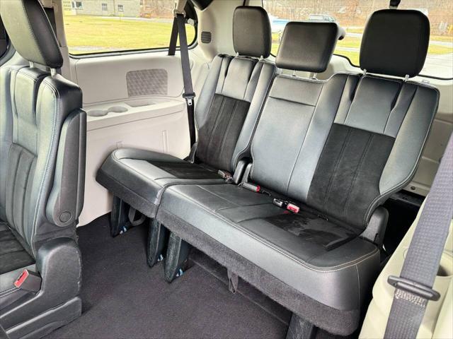 used 2017 Dodge Grand Caravan car, priced at $9,999