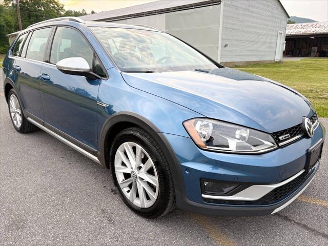 used 2017 Volkswagen Golf Alltrack car, priced at $14,999