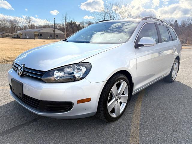 used 2013 Volkswagen Jetta SportWagen car, priced at $9,999