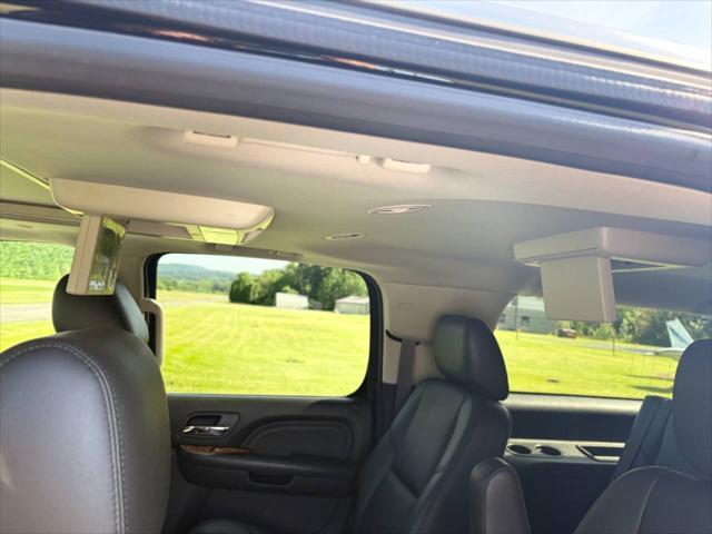 used 2013 GMC Yukon XL car, priced at $15,999