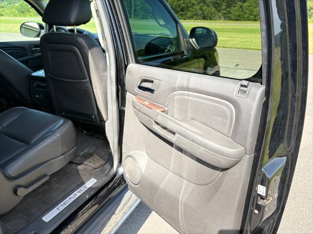 used 2013 GMC Yukon XL car, priced at $15,999