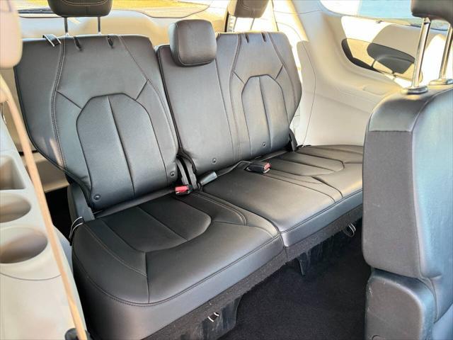 used 2018 Chrysler Pacifica car, priced at $16,999