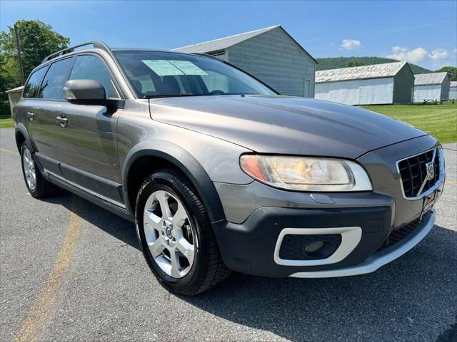 used 2009 Volvo XC70 car, priced at $10,499