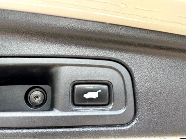 used 2016 Honda Pilot car, priced at $14,995