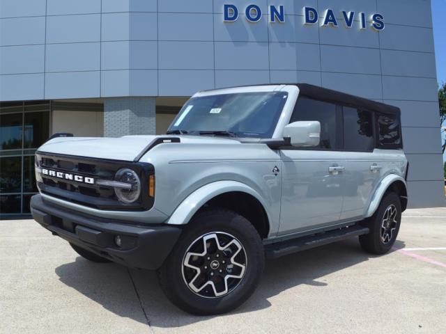new 2024 Ford Bronco car, priced at $54,955