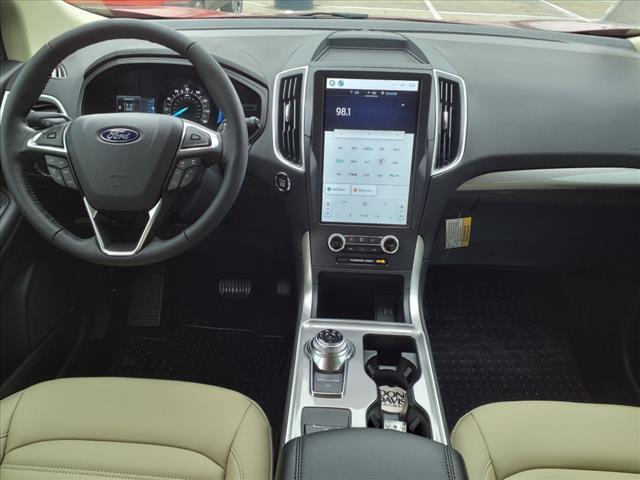 new 2024 Ford Edge car, priced at $36,905