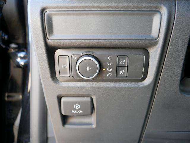 used 2021 Ford F-150 car, priced at $33,810