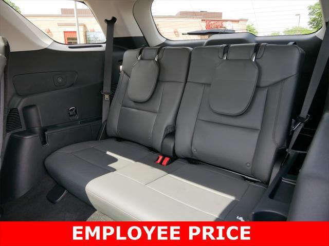 new 2025 Ford Explorer car, priced at $46,843