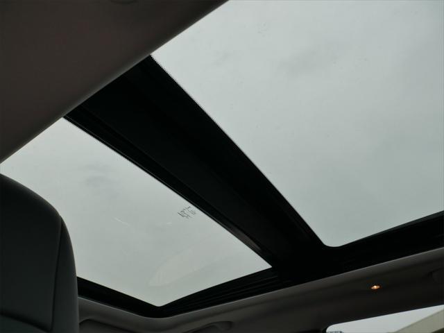 used 2022 Jeep Cherokee car, priced at $29,299