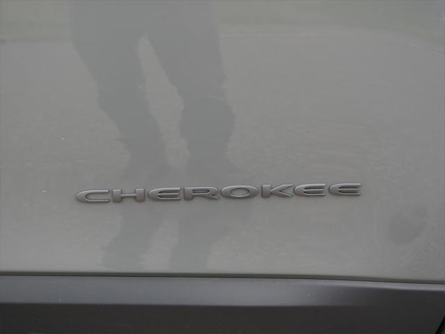used 2022 Jeep Cherokee car, priced at $29,299