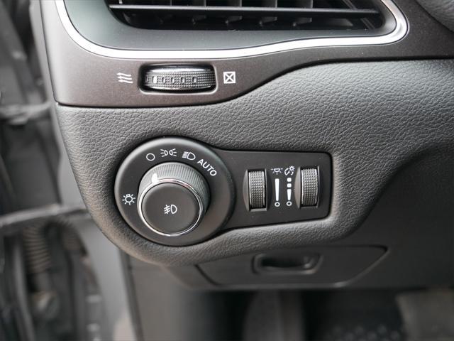 used 2022 Jeep Cherokee car, priced at $29,299