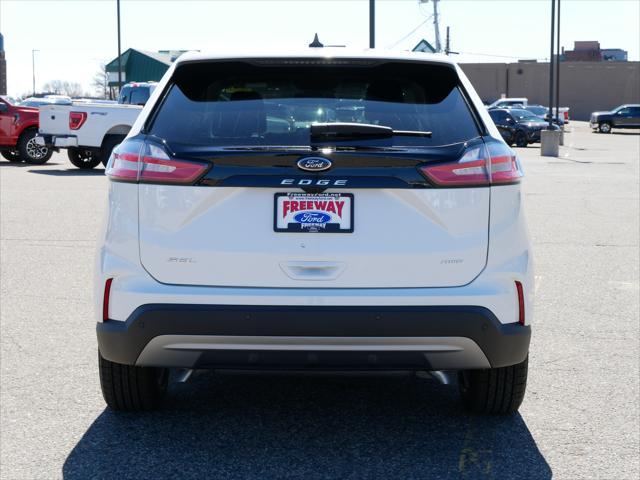 new 2024 Ford Edge car, priced at $37,415