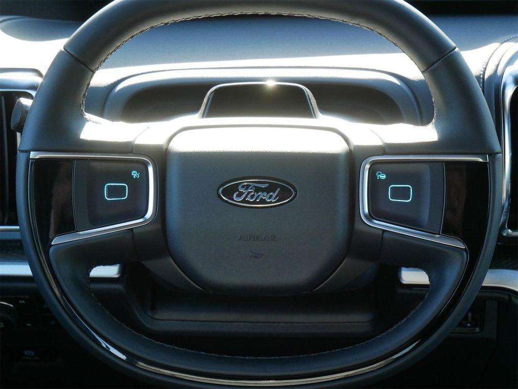 new 2025 Ford Expedition Max car, priced at $87,069