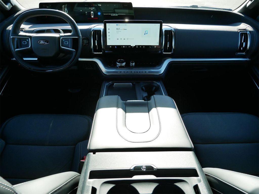 new 2025 Ford Expedition Max car, priced at $87,069