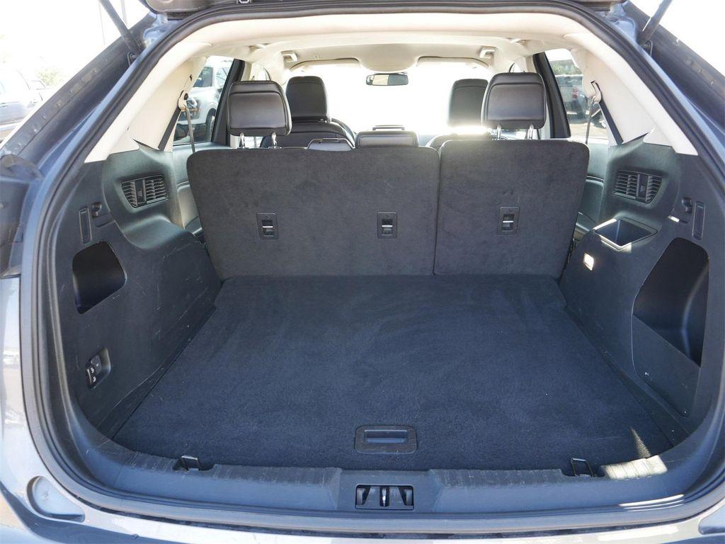 used 2022 Ford Edge car, priced at $21,321