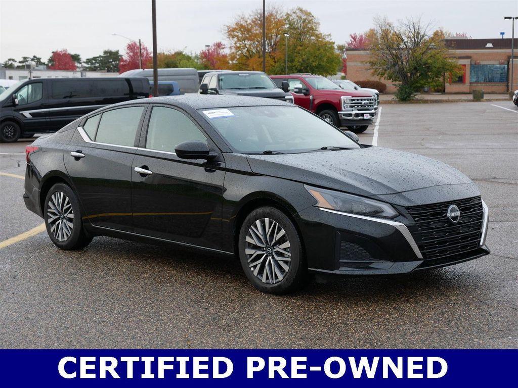used 2025 Nissan Altima car, priced at $23,995