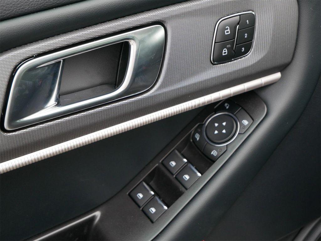 new 2025 Ford Explorer car, priced at $50,785