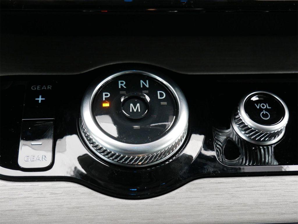 new 2025 Ford Expedition car, priced at $80,604