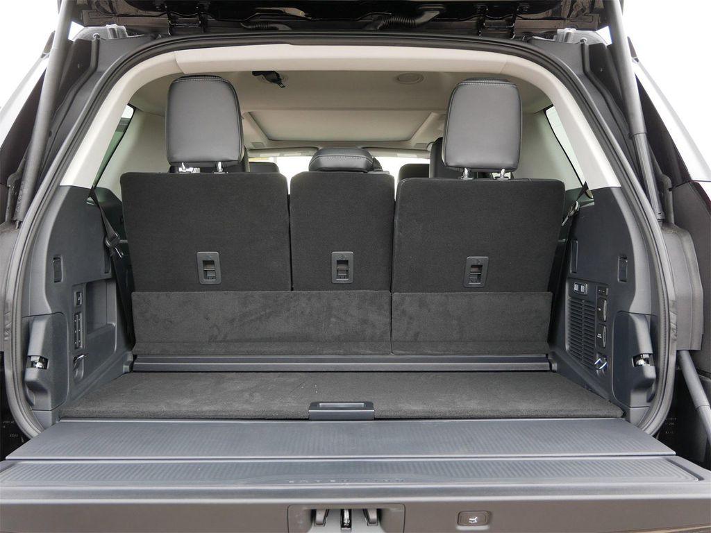 new 2025 Ford Expedition car, priced at $80,604