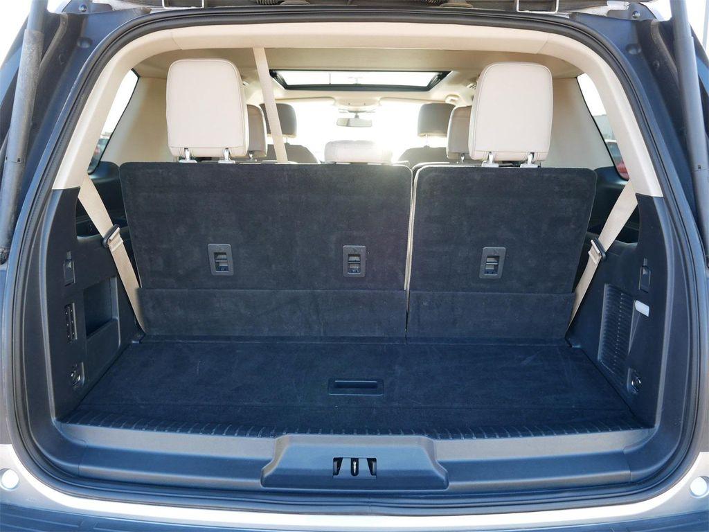 used 2024 Ford Expedition car, priced at $46,895