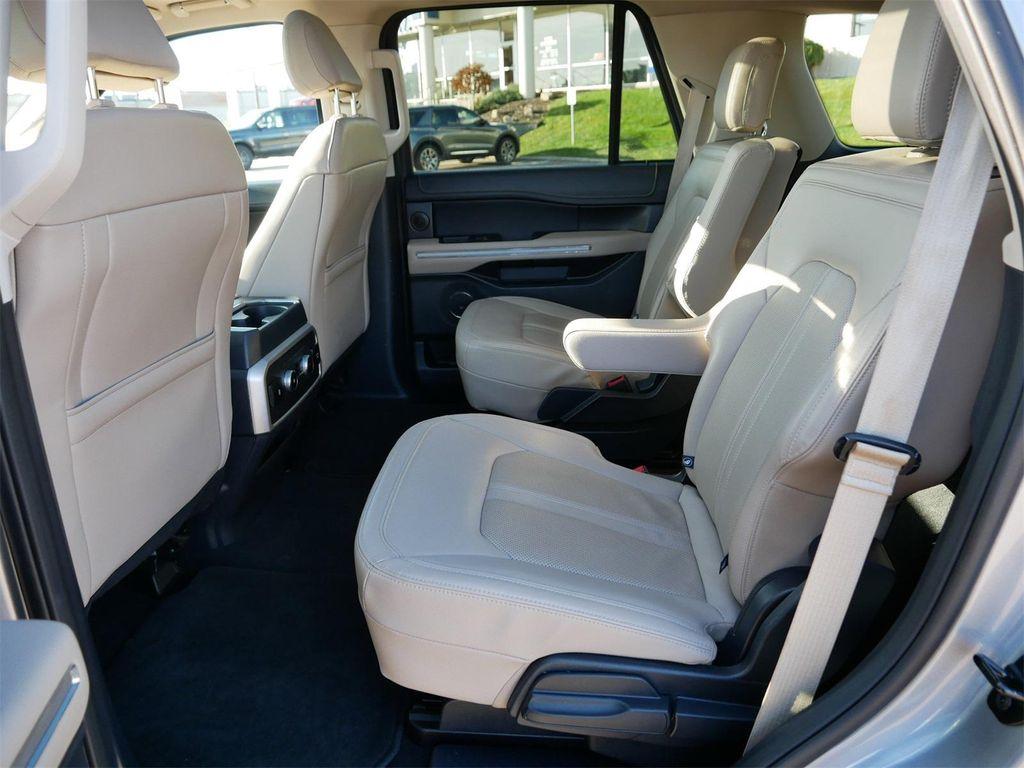 used 2024 Ford Expedition car, priced at $46,895
