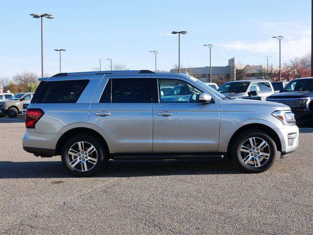 used 2024 Ford Expedition car, priced at $46,895