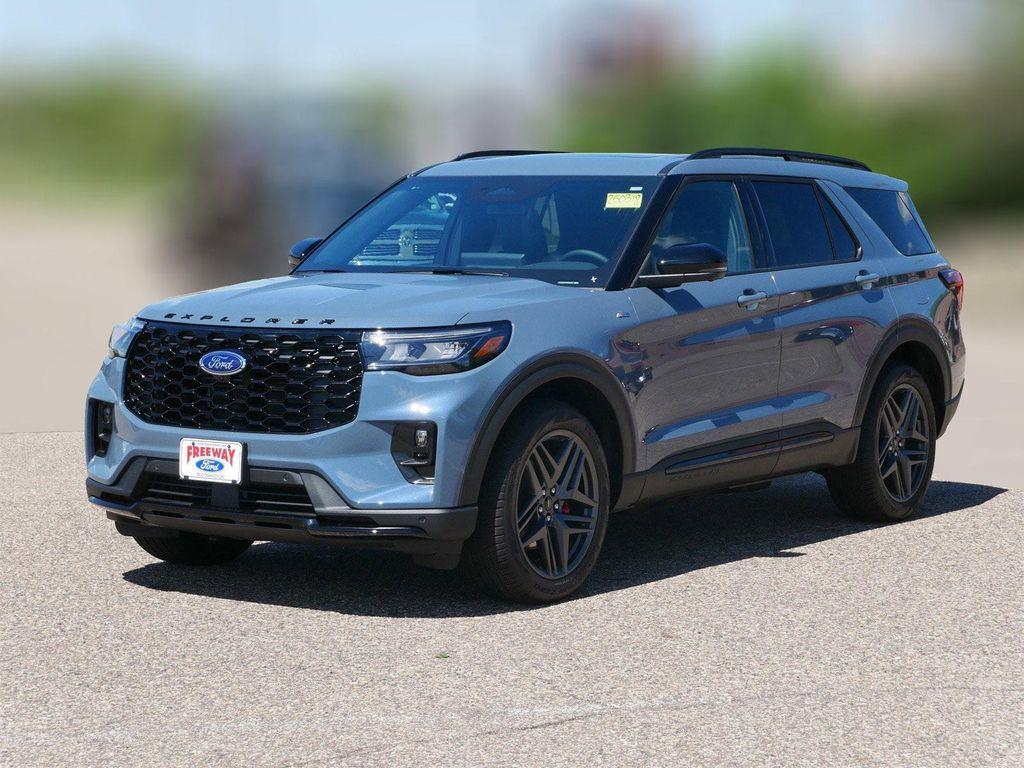 new 2025 Ford Explorer car, priced at $48,884