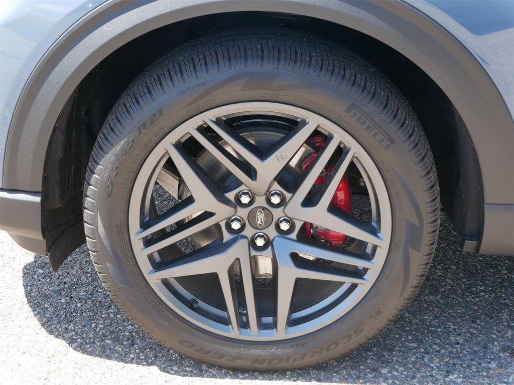 new 2025 Ford Explorer car, priced at $48,884