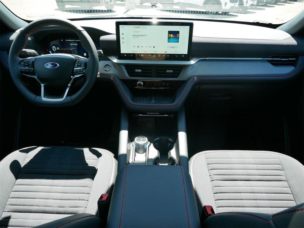 new 2025 Ford Explorer car, priced at $48,884