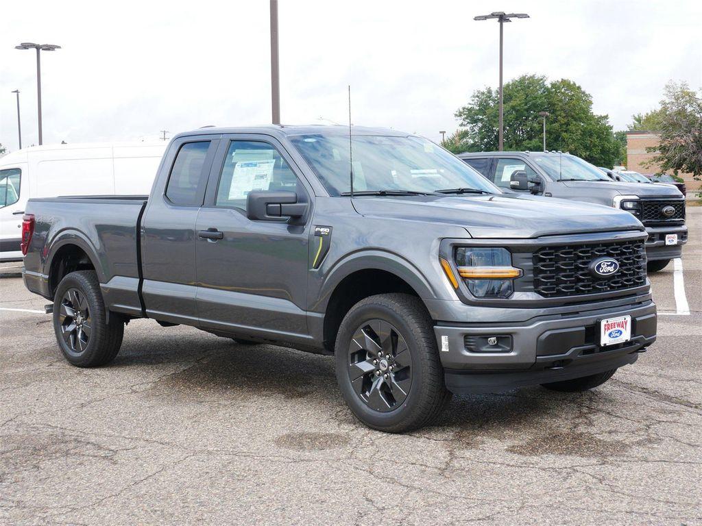 new 2025 Ford F-150 car, priced at $44,553