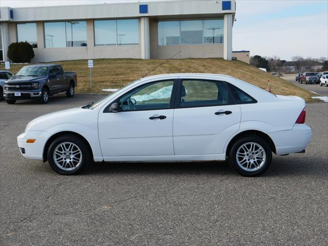 used 2005 Ford Focus car, priced at $3,995