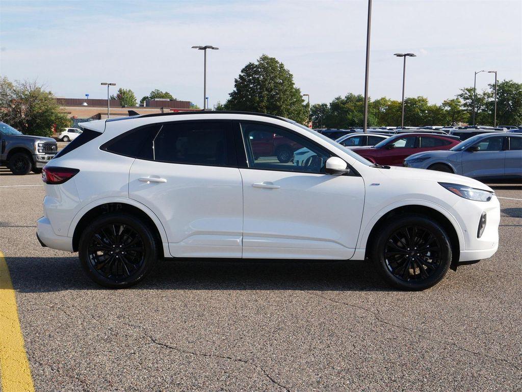 used 2024 Ford Escape car, priced at $32,900
