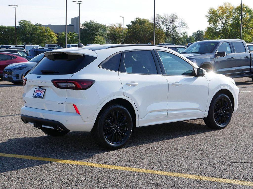used 2024 Ford Escape car, priced at $32,900