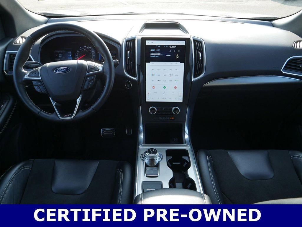 used 2022 Ford Edge car, priced at $29,999