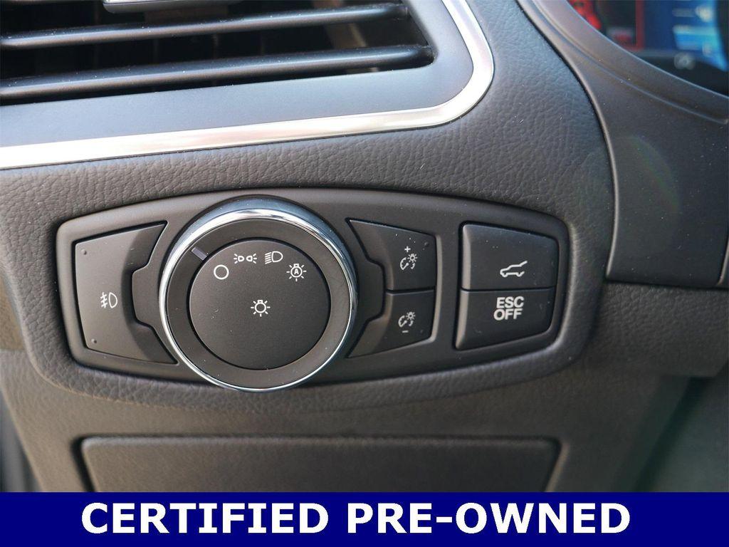 used 2022 Ford Edge car, priced at $29,999