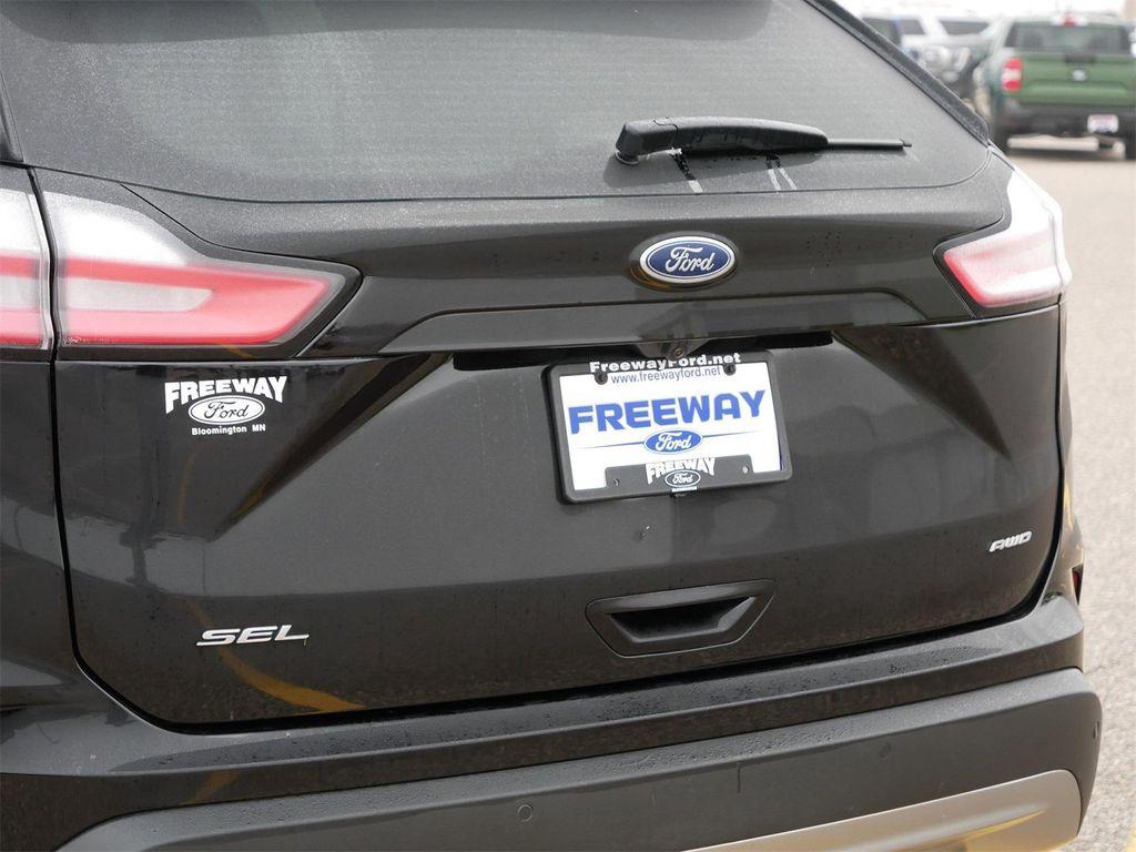 used 2024 Ford Edge car, priced at $27,594